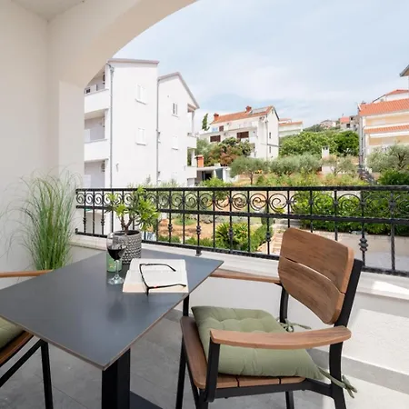 By The Sea Okrug Gornji, Ciovo - 23497 דירה טרוגיר